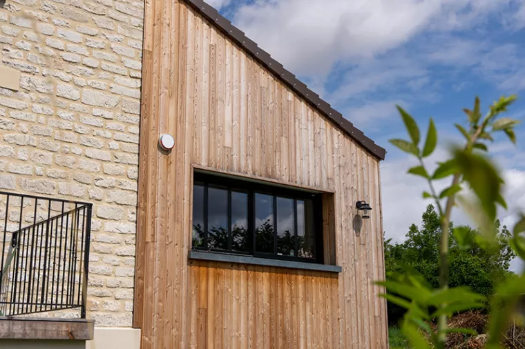 Construire une dépendance en bois à côté du garage grâce à des travaux d'extensions de rez-de-chaussée, Narbonne, Bois & Concept